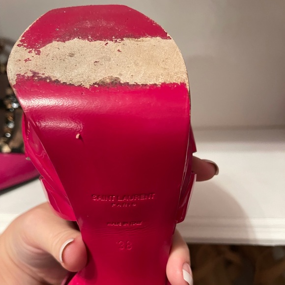 Saint Laurent got pink tribute heels - Picture 6 of 8